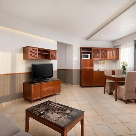 Tamaris Hotel 4*