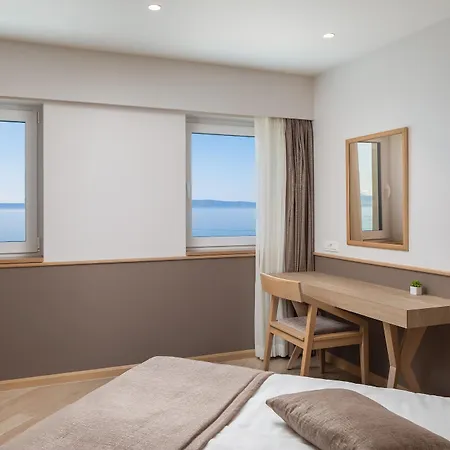 Tamaris Hotel 4*