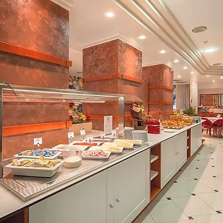 塔玛里斯酒店